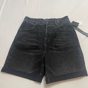 NWT EARNEST SEWN Hi Rise Pleat Connie Kaio Black Denim Shorts Size 29 NEW